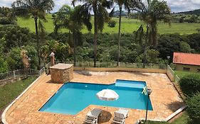 Chacara Das Palmeiras Casa De Férias